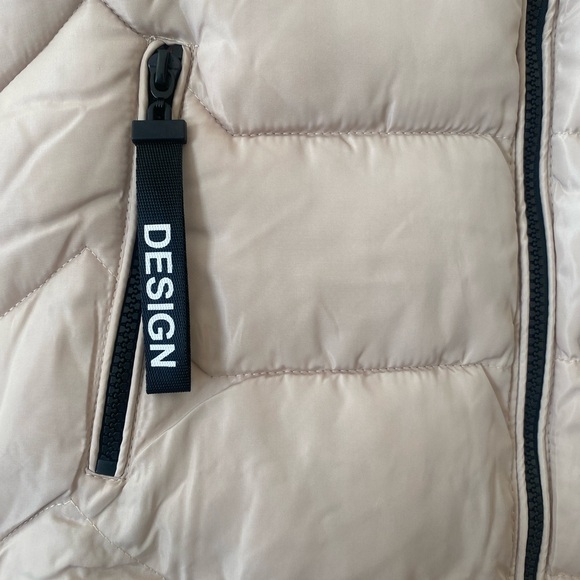 DALEF Hooded Puffer Vest Classic Design Blk Webbing Ribbon Zipper Pull Size L - Picture 4 of 12